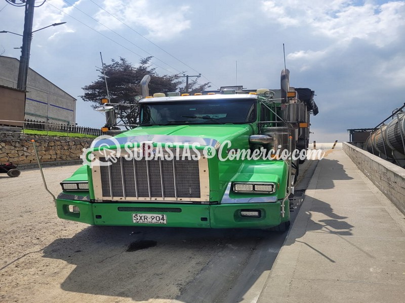 Kenworth T800 MOD.2012 SXR904